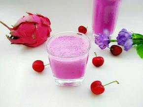 倒入果汁杯即可饮用。