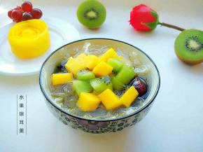 吃时加入水果即可。