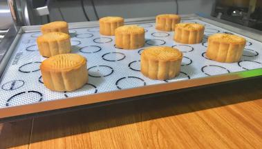 出锅，看上色到位即可。