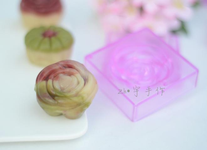 葡萄汁奶黄冰皮月饼#阳晨和果子模具试