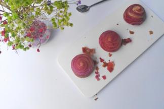 相当酥脆，一碰就掉渣哦