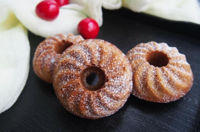 杂粮黑麦甜甜圈