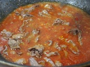 水烧开后下牛肉煮一下