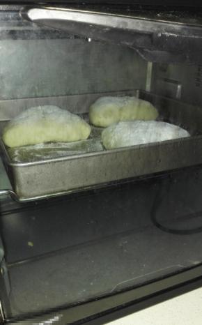 放入预热好的烤箱，180度，中层，上下管，30分钟