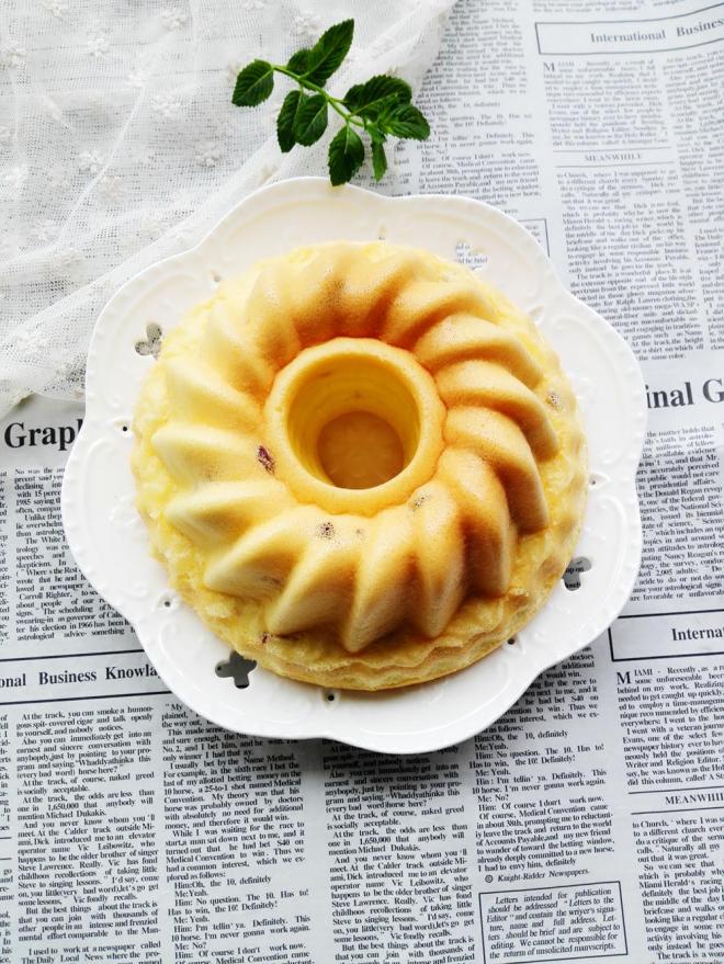 蔓越莓酸奶戚风蛋糕