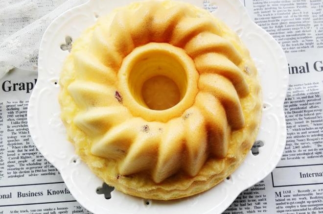 蔓越莓酸奶戚风蛋糕