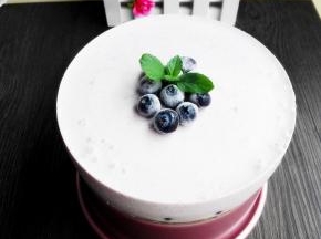 4小时候，取出模具，用吹风机低档风沿着这周围吹一圈，即可轻松脱模