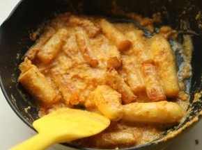 翻炒均匀即可。