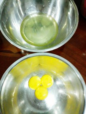 蛋白与蛋黄分离