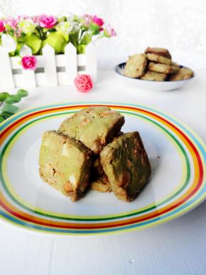 烤好后，取出晾凉