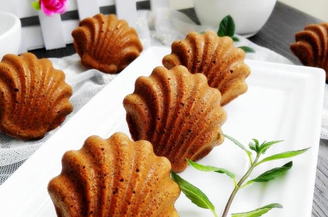 红茶柠香玛德琳