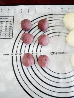 此时准备豆沙馅，25克一个