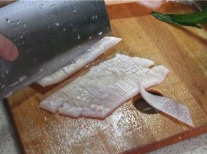 最后切成段