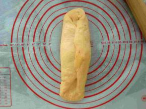 三分之一处对折