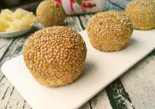 是FLUFF棉花糖版银耳小餐包哦，哈哈哈，开吃啦，流口水的赶紧做起来吧。。。。。