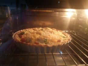 送入预热好的烤箱，170度30分钟。