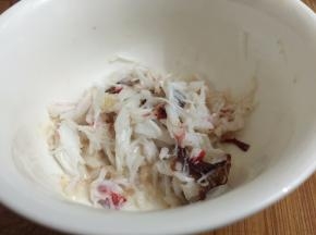 6. 取出的蟹肉备用