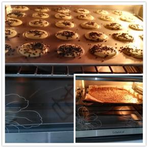 放入150度预热的烤箱，中上层，15分钟，上色即可，这个温度仅供参考，烘烤时间根据实际情况而定，如果烤了15分钟后尚未完全上色，可再烤5分钟