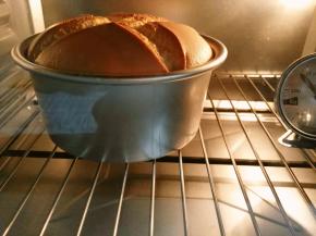 看看拜拜蛋糕烘烤开裂的样子美吧，哈哈哈