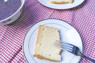 开吃喽，酒酿的醇香加上蛋糕的柔软，相得益彰，非常好吃。。。。。