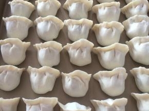 包好的饺子。