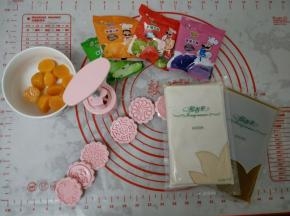 准备好所需材料。