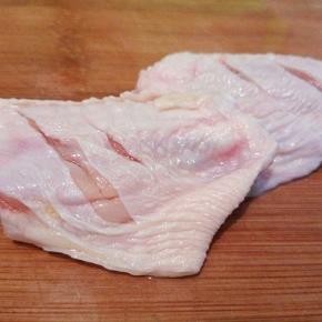 鸡翅正反面各划2下