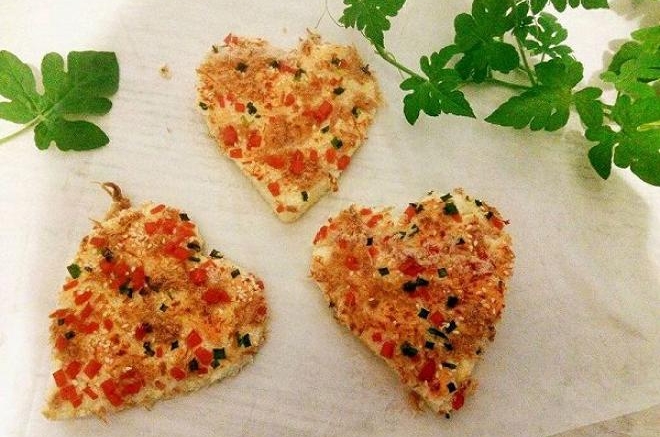 爱心肉松火腿肠蛋糕