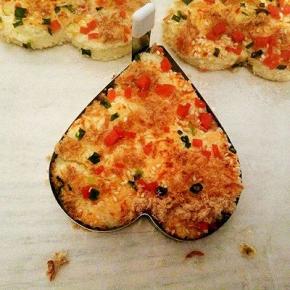 用爱心模具印出来，即可！