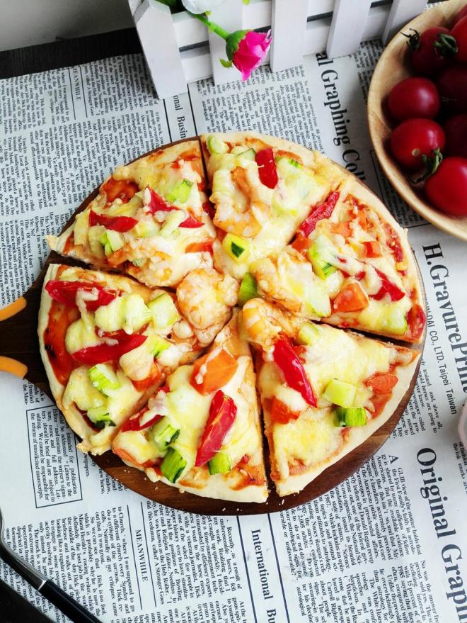 基围虾蔬果披萨