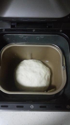 选择发酵程序，约1小时，发酵至2倍大