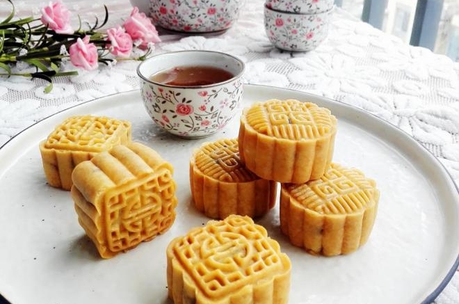 蔓越莓椰蓉月饼