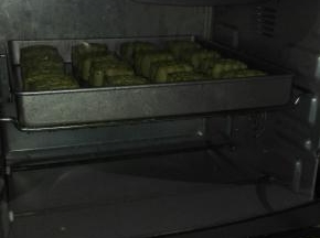 入预热好的烤箱中，190度烤10分钟