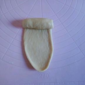 从上往下卷起来，