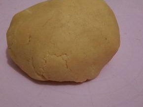 用手把它们揉成团，