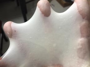 成团后转四档揉至扩展阶段，出比较厚一点的，比较结实的手套膜