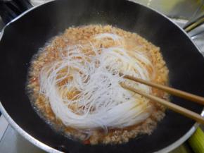 煮三分钟在加入粉丝