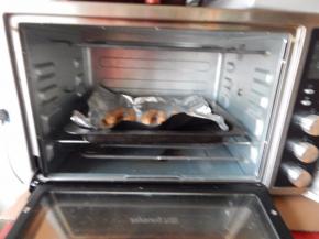 烤箱200度烤10分钟