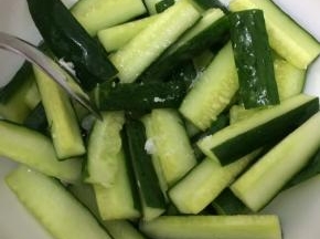 搅拌均匀