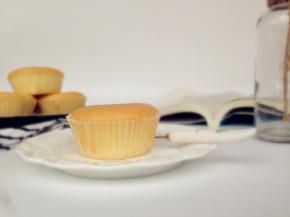 烘烤结束，将蛋糕取出