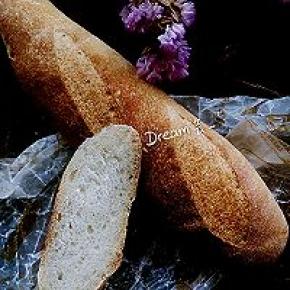 原味法棍，热吃非常好吃，用纸袋装。吃不掉的放冰箱冷冻。