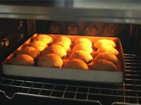 都变成了白胖子。