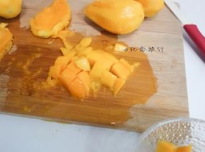 芒果去核切块