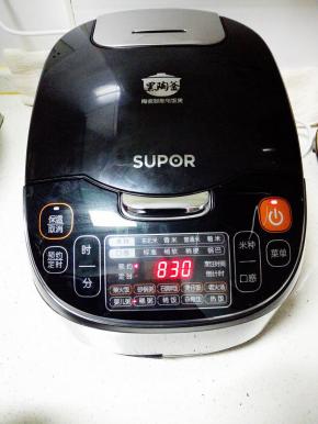 选择稀粥功能键，我是前一晚就预约上了，用了8小时，包含煮的时间。