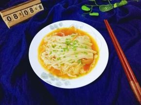 装盘撒上葱花即可来吃。