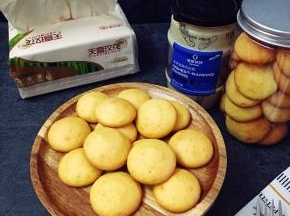 11，彻底凉透后装密封罐密封保存。