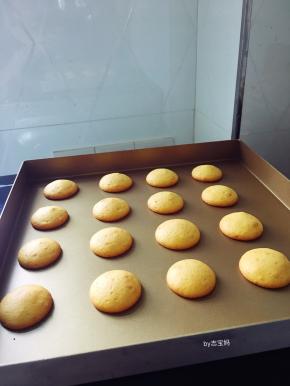 10，烤至表面金黄即可出炉。