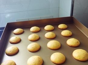 10，烤至表面金黄即可出炉。