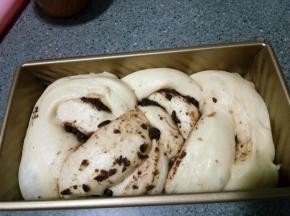 发酵至九分满，放入烤箱，175℃40分钟，根据自己烤箱适当调整。