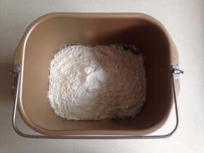加入奶粉和面粉